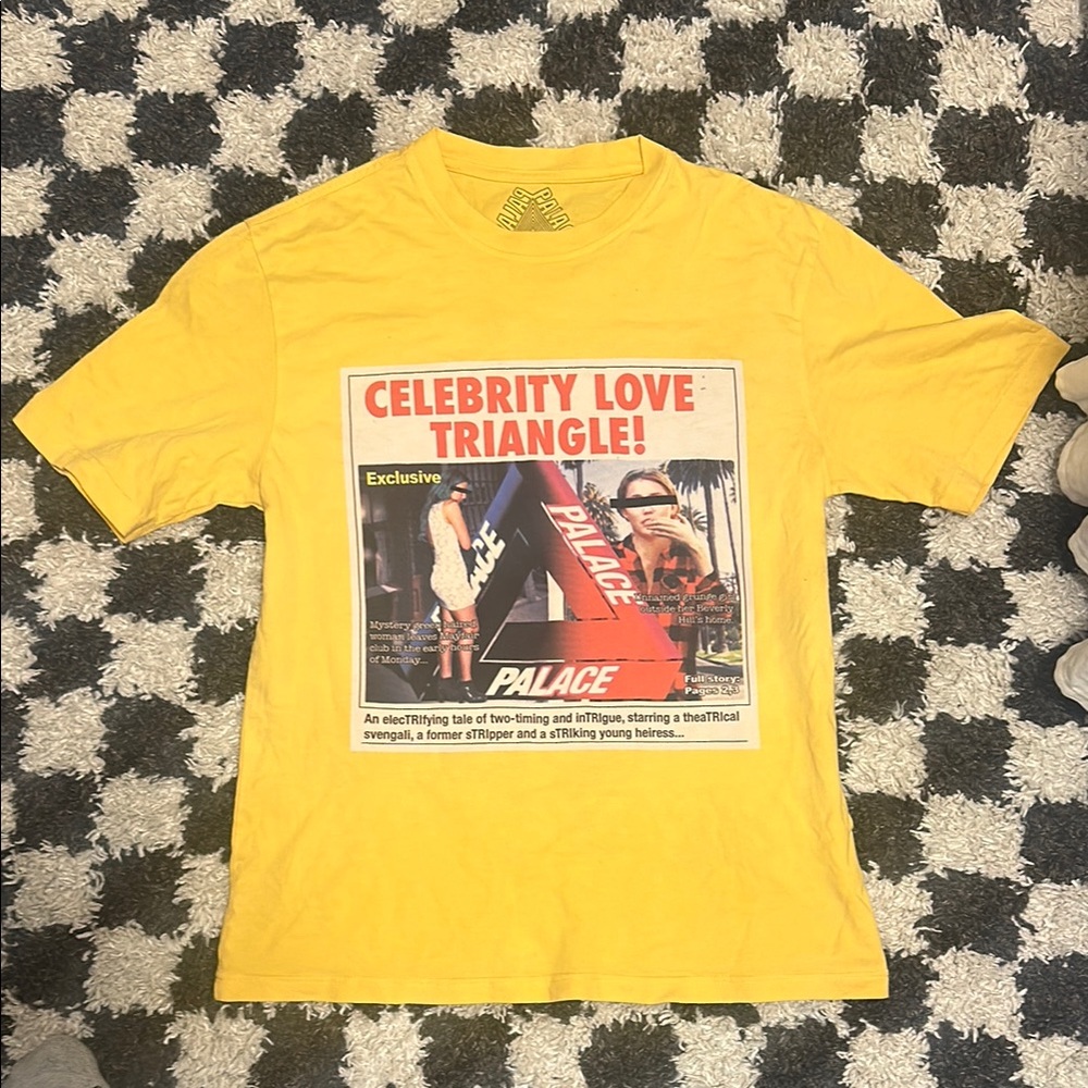 PALACE Yellow Short Sleeve Tee with Graphic Design